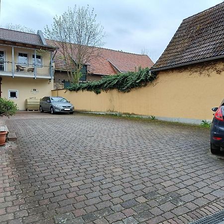 Harxheim Weingut Weinstube Weinhotel Wolf المظهر الخارجي الصورة