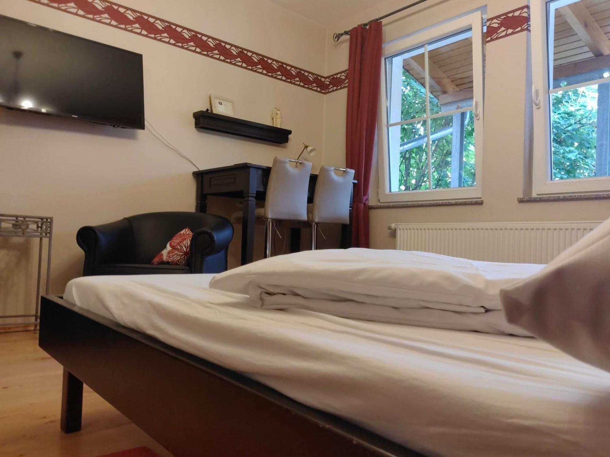 Harxheim Weingut Weinstube Weinhotel Wolf المظهر الخارجي الصورة