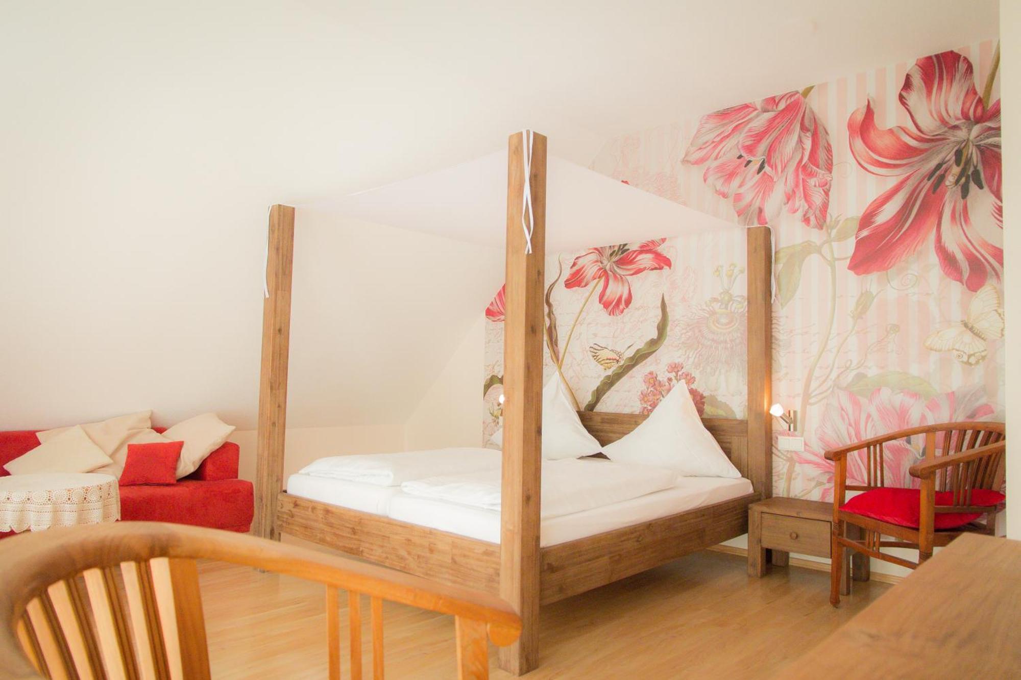 Harxheim Weingut Weinstube Weinhotel Wolf المظهر الخارجي الصورة